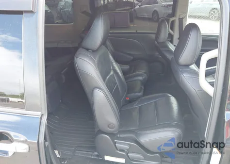 2018 Toyota Sienna Se 8 Passenger from USA, damaged, VIN 5TDXZ3DC4JS953822